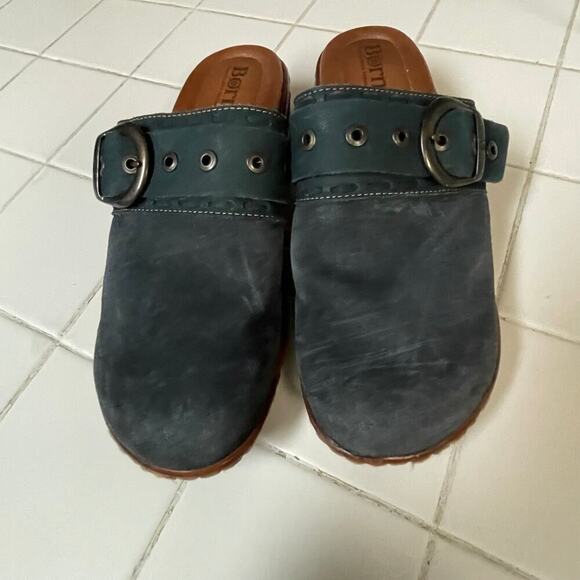 Born Banyan Clog Shoes Size 8 Suede Leather Buckle Slip On - Picture 2 of 8